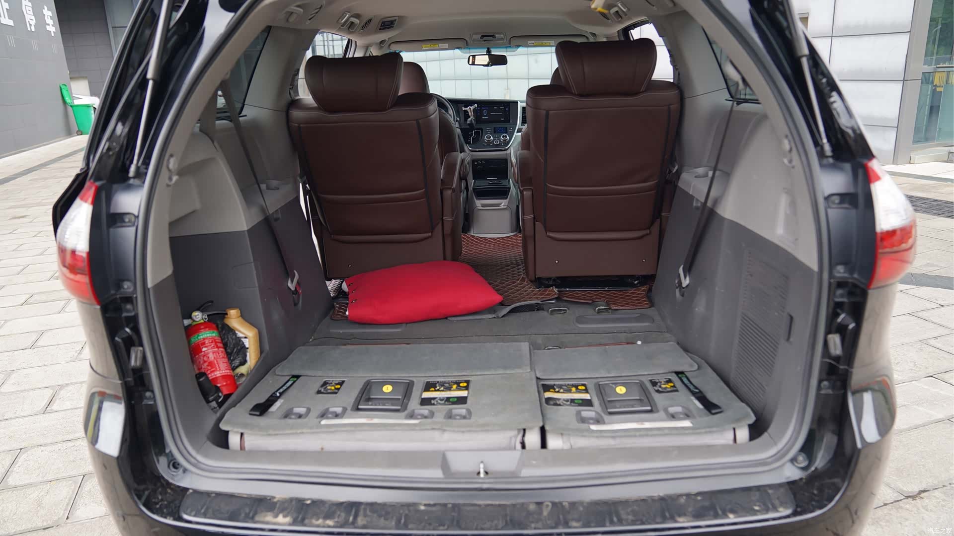 Toyota Sienna, 2017 9