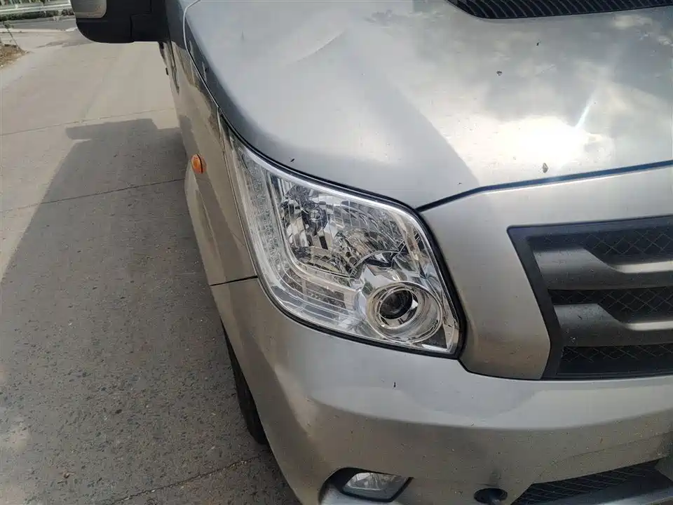 Foton Tuano Foton Tuano