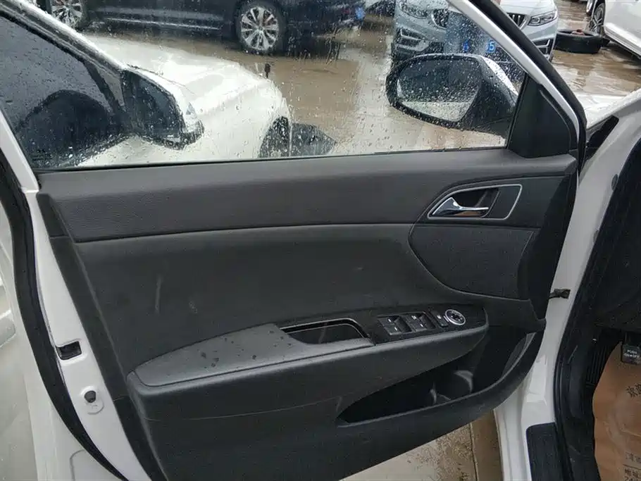 Hyundai Name picture