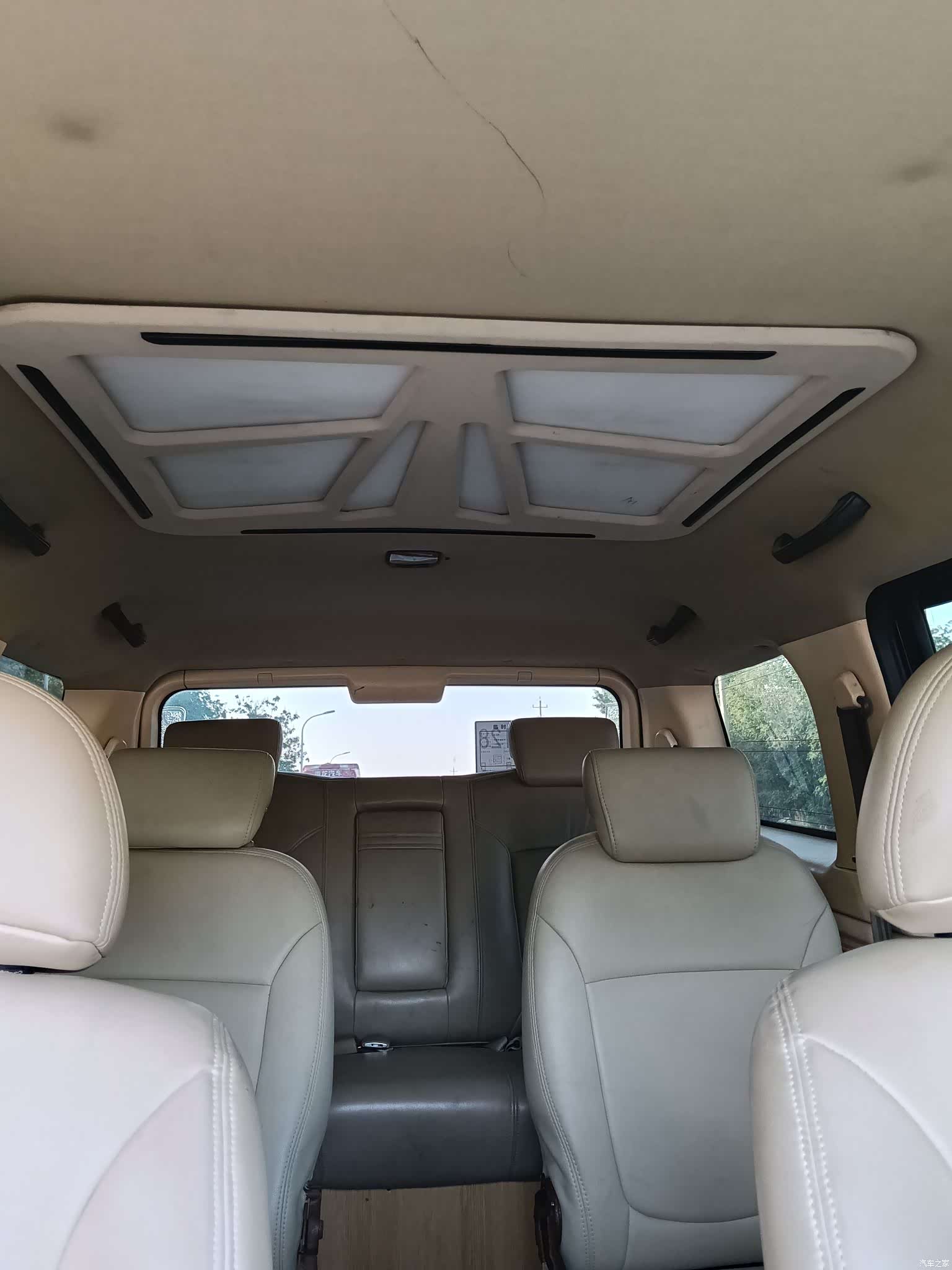 Nissan 7, 2011 11