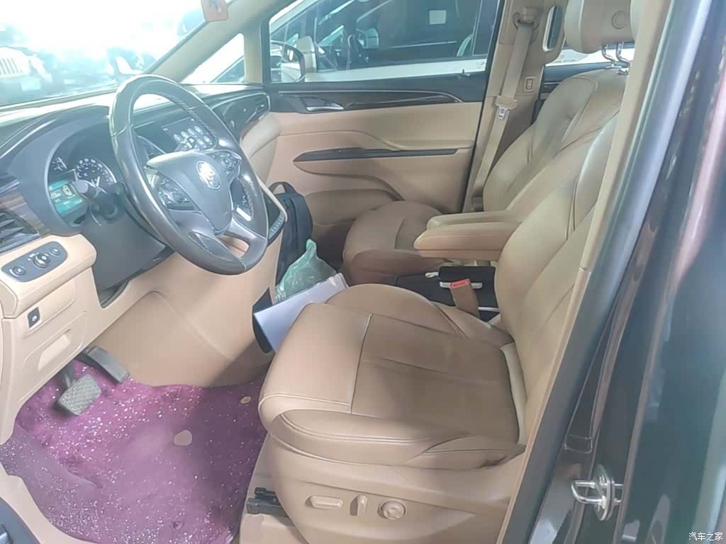 Buick GL8, 2018 15