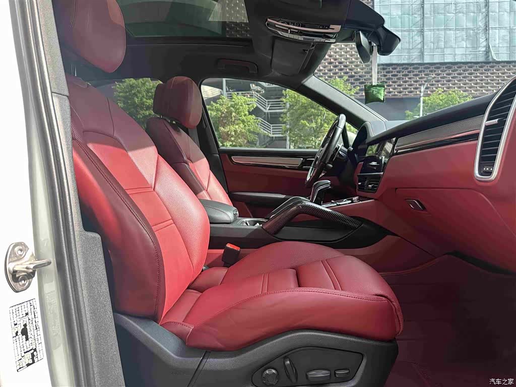 Porsche Cayenne, 2023 6