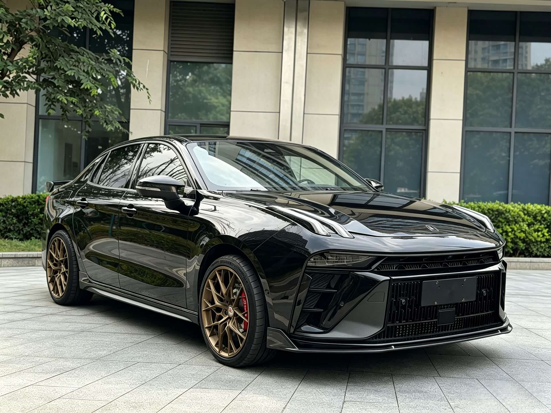 Lynk & Co 02, 2024 2
