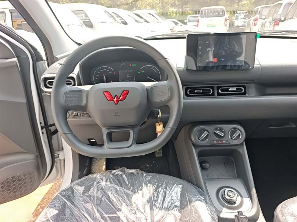Wuling Hongguang, 2026 11