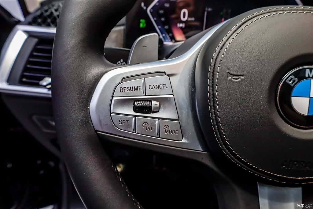 BMW X5, 2025 15