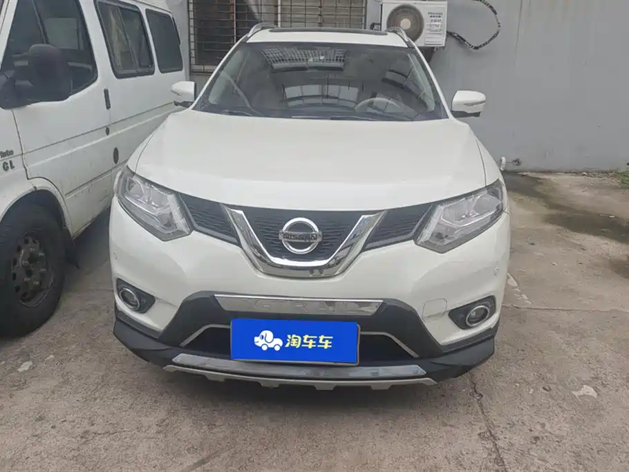 Nissan Qijun