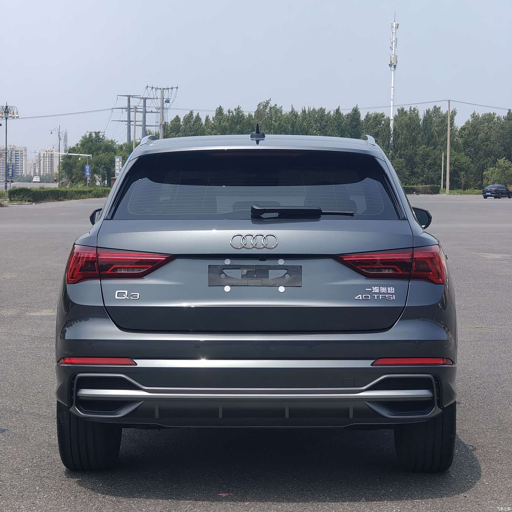 Audi Q3, 2022 4
