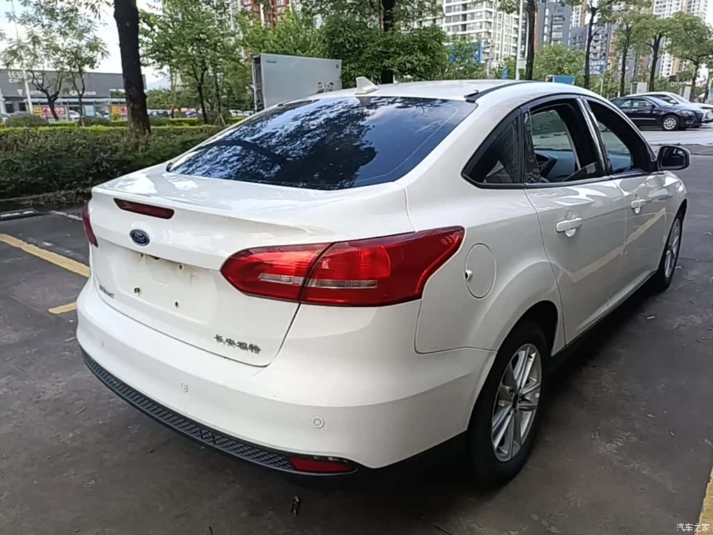 Ford Focus, 2018 7