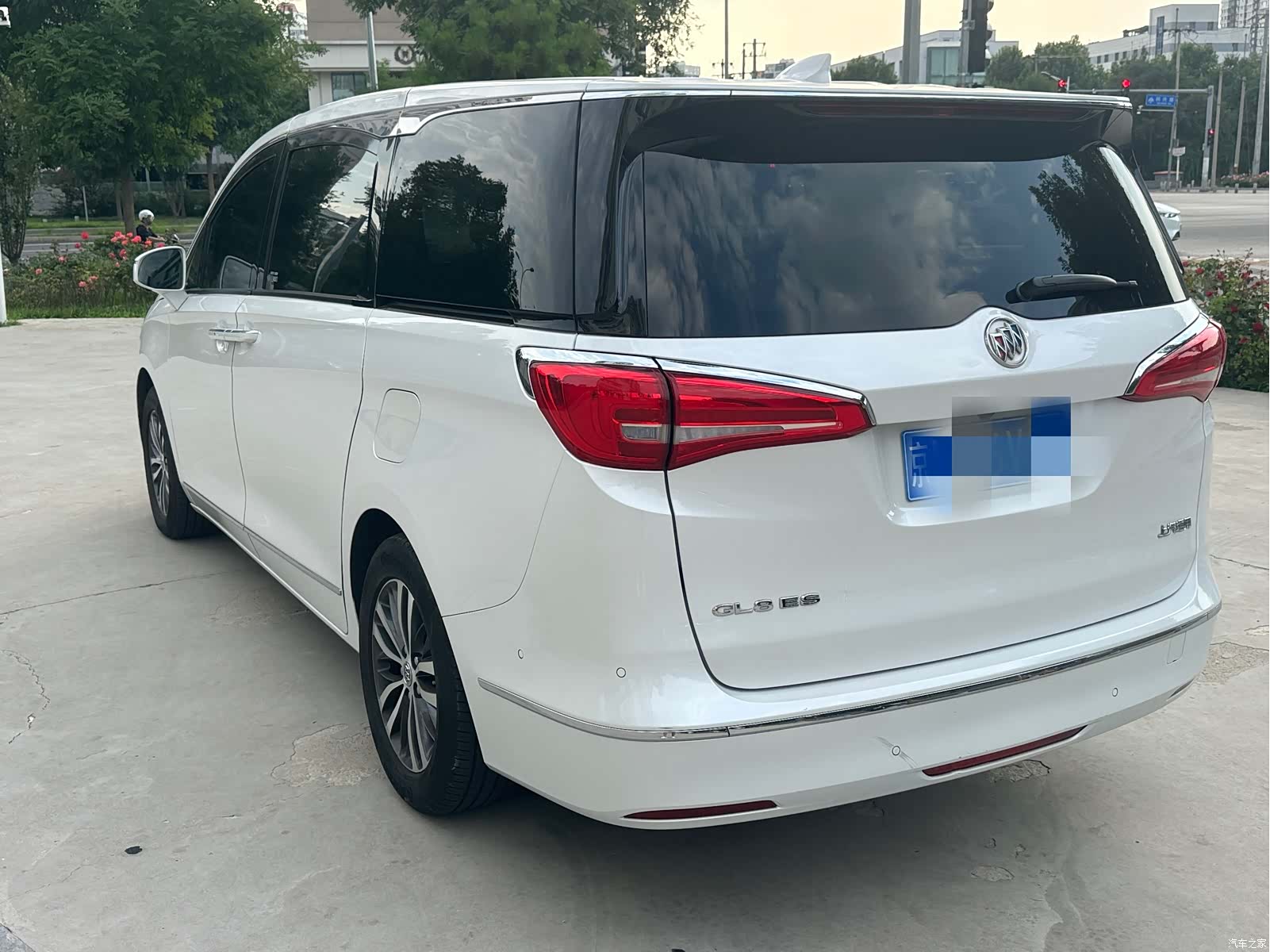Buick GL8, 2019 18