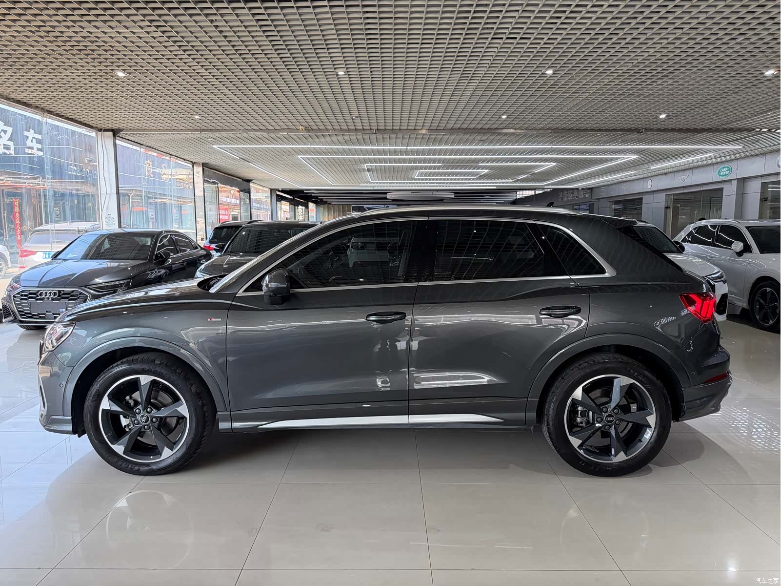 Audi Q3, 2023 7