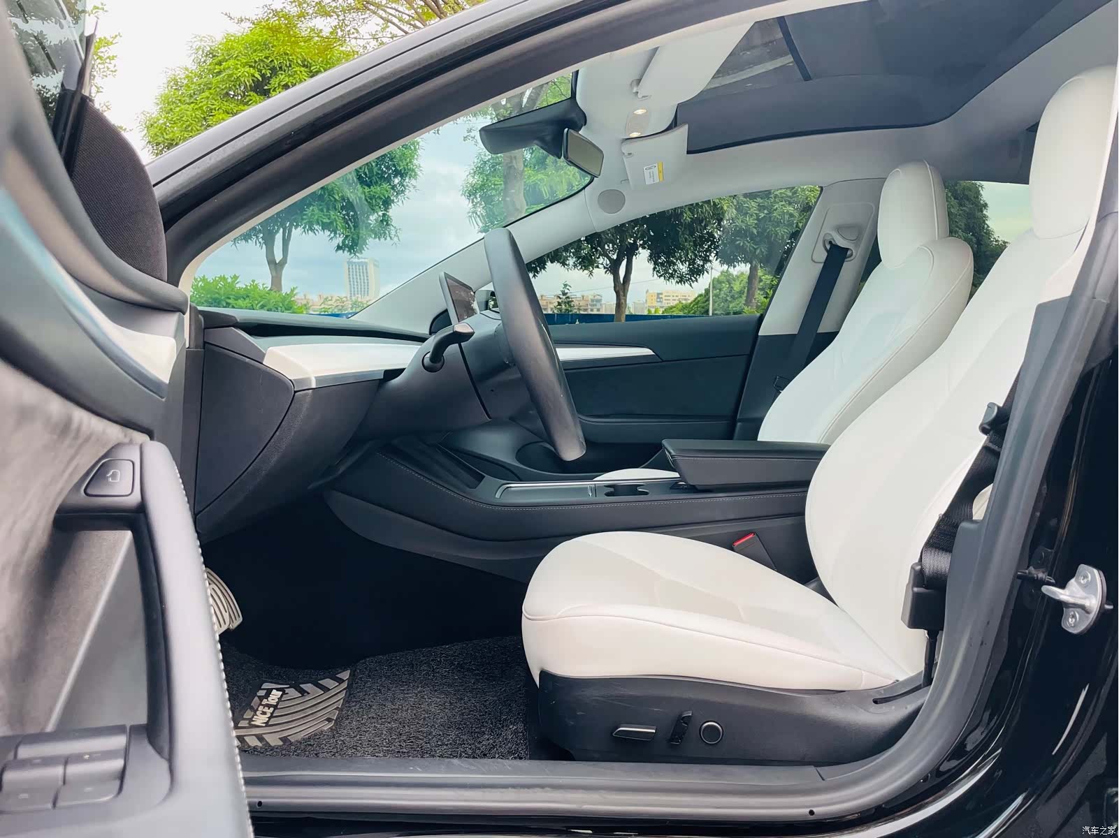 Tesla Model 3, 2021 15