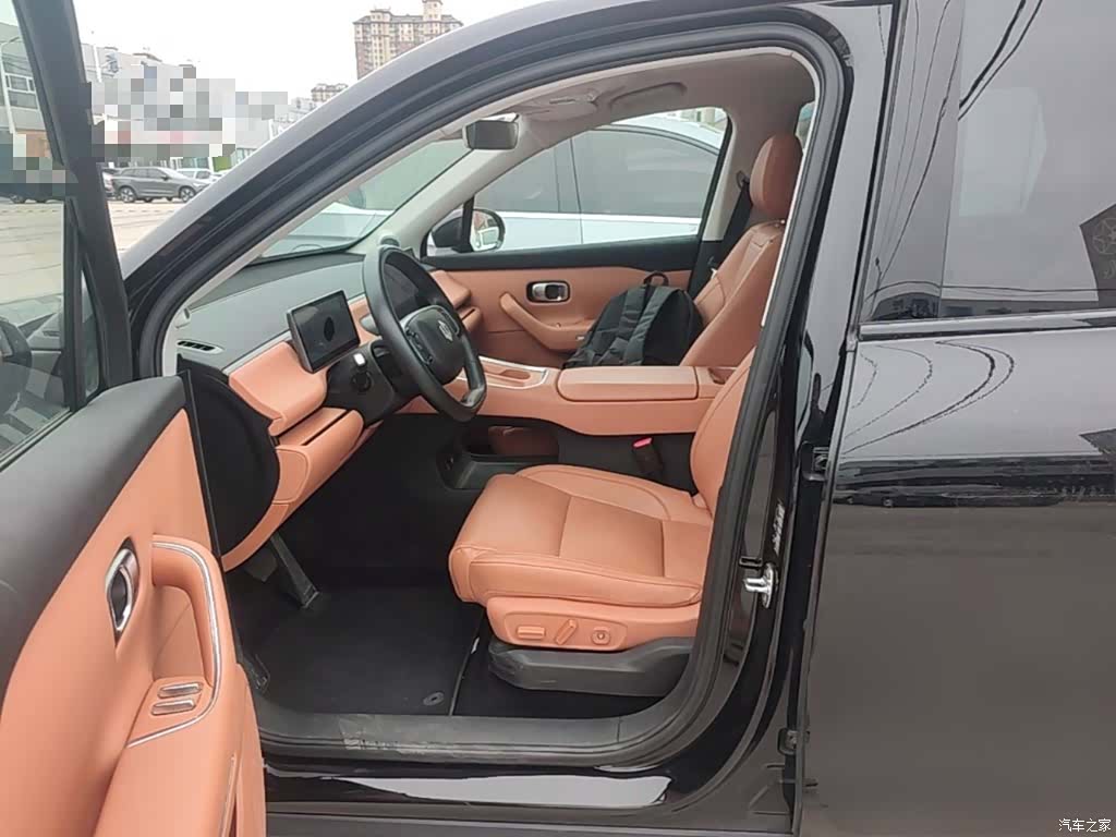 Leapmotor C16, 2025 11