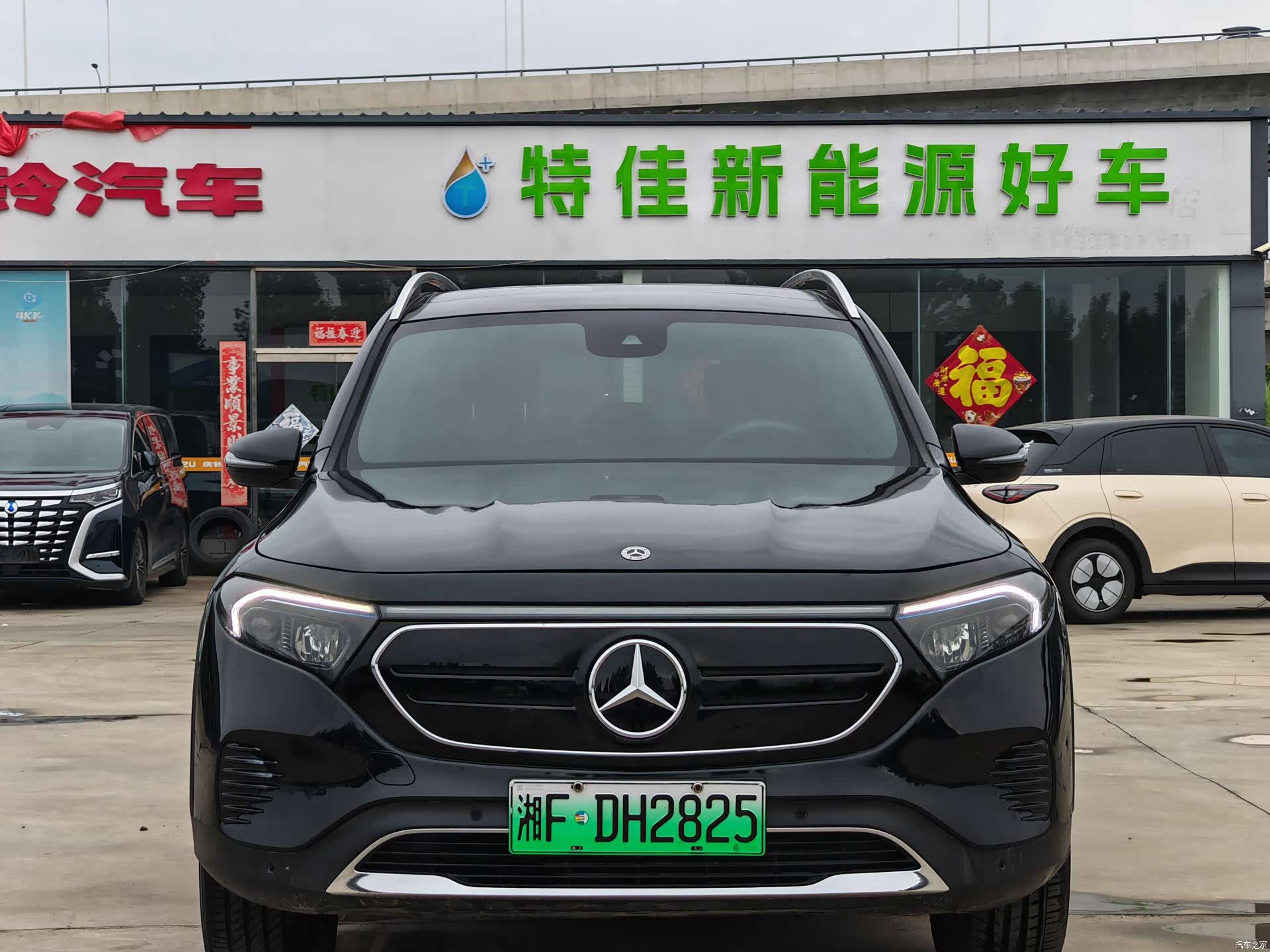 Mercedes-Benz EQB, 2024 2