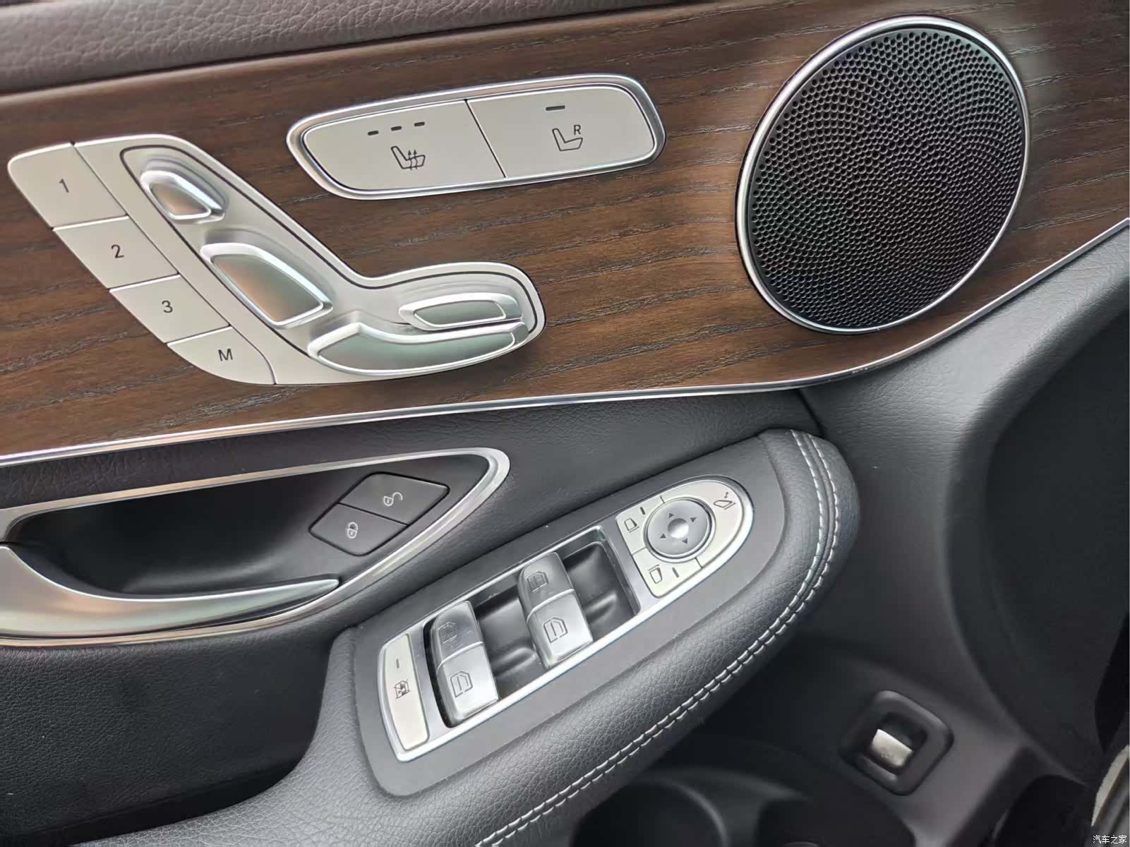 Mercedes-Benz GLC, 2022 13