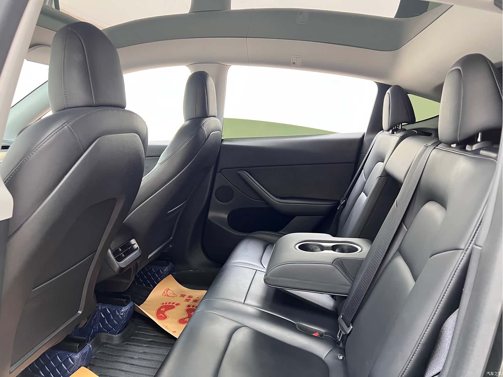 Tesla Model Y, 2021 18