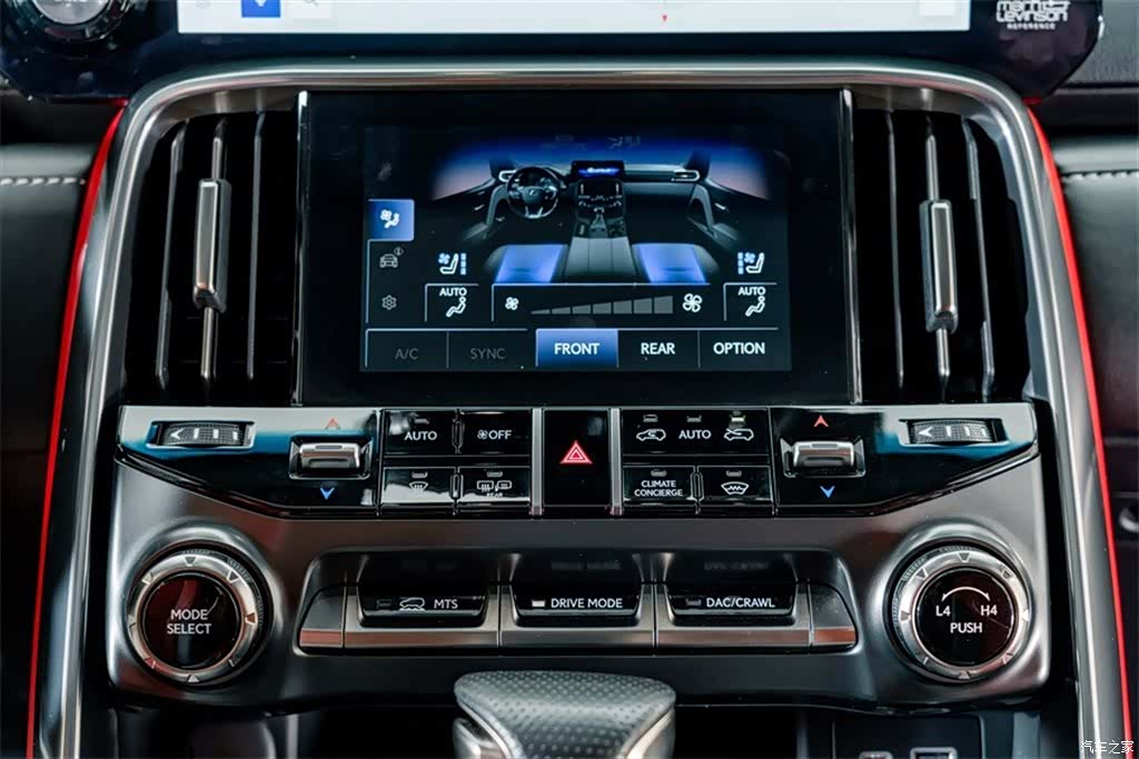 Lexus LX, 2025 14