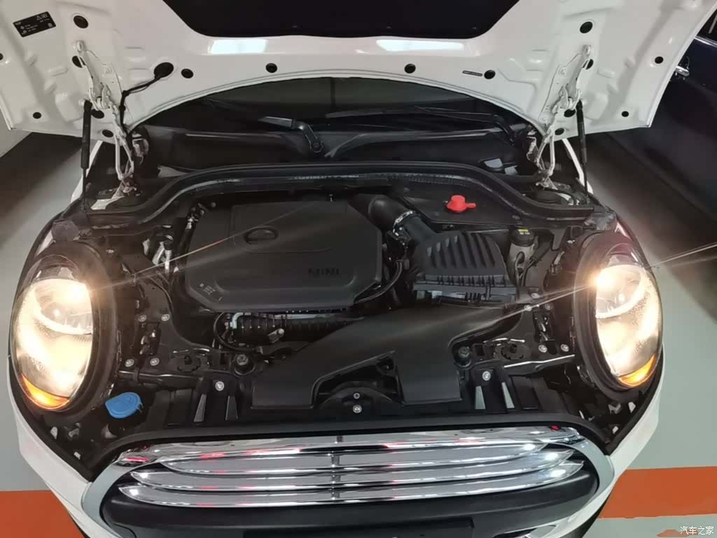 Mini ONE, 2018 20