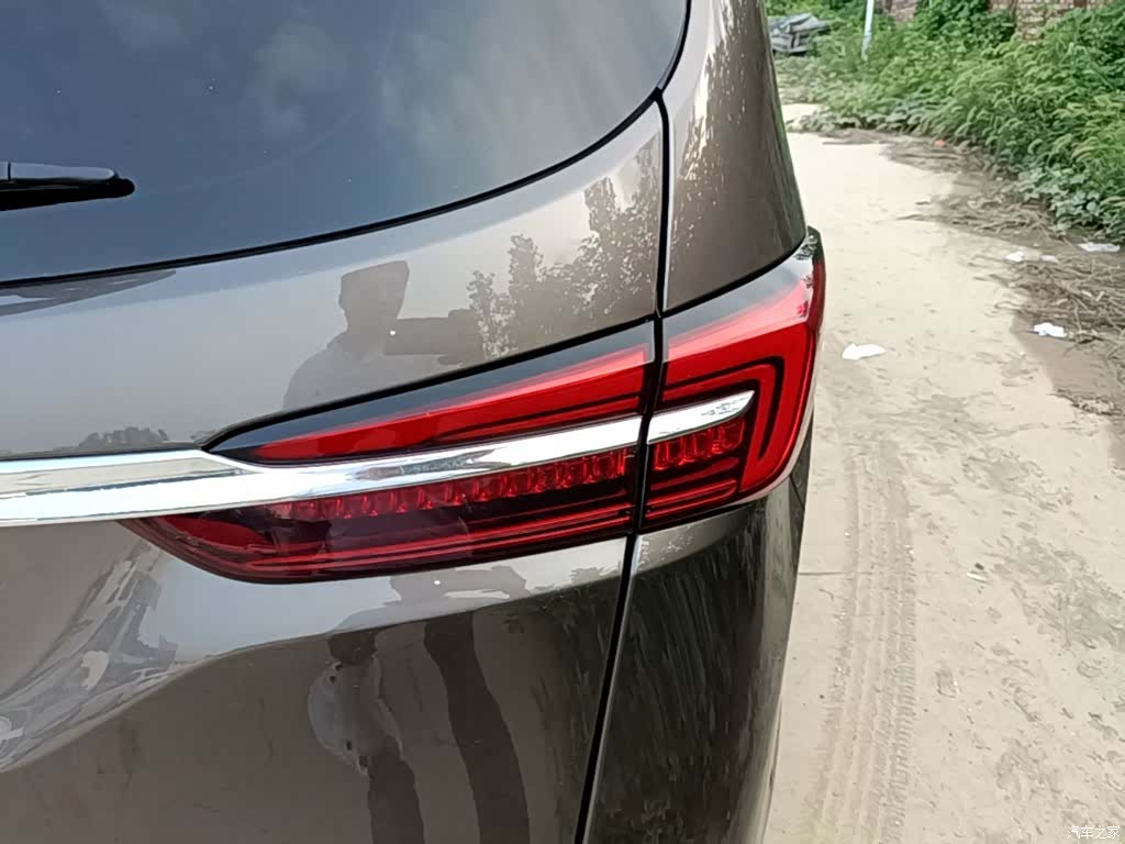 Buick GL8, 2024 8