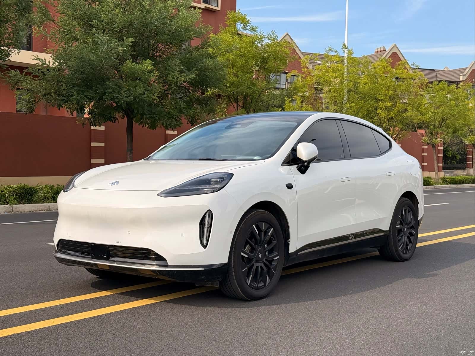 Hyper HT, 2025 1