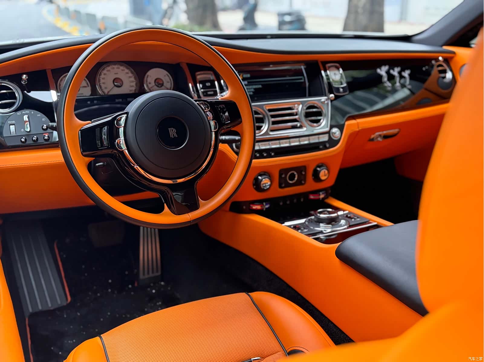 Rolls-Royce Wraith, 2021 все фото