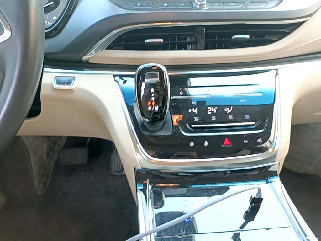 Buick GL8, 2024 14