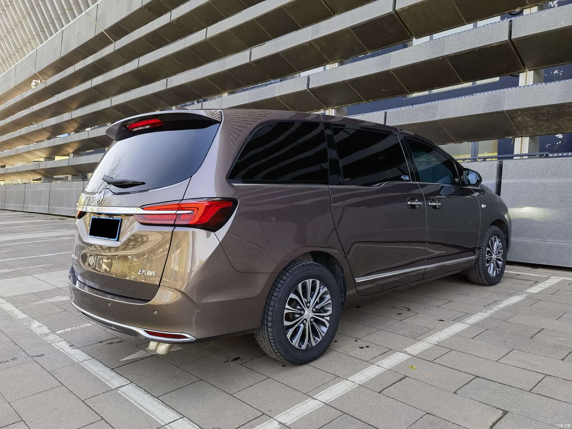 Buick GL8, 2023 все фото
