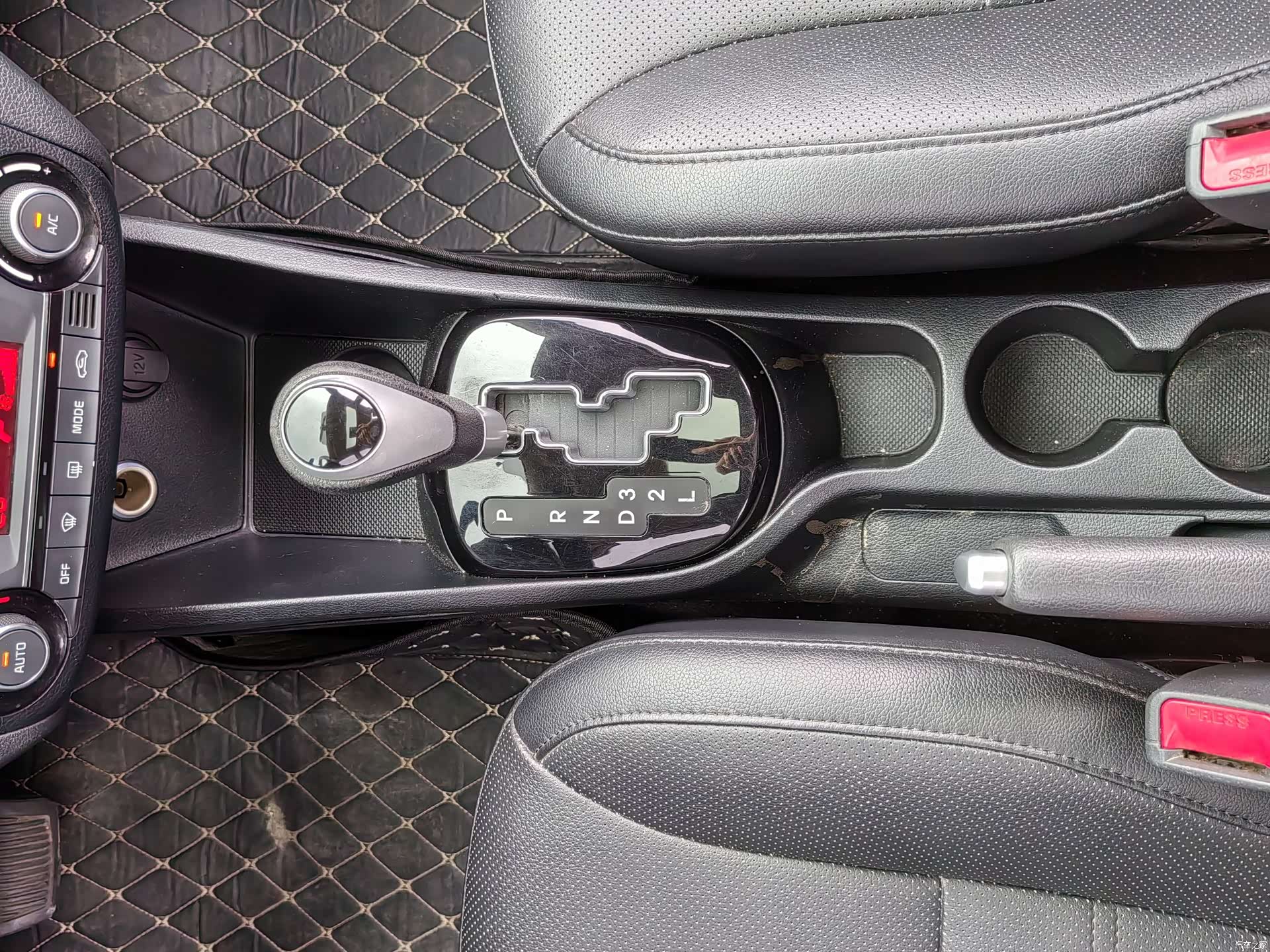 Kia K2, 2015 17