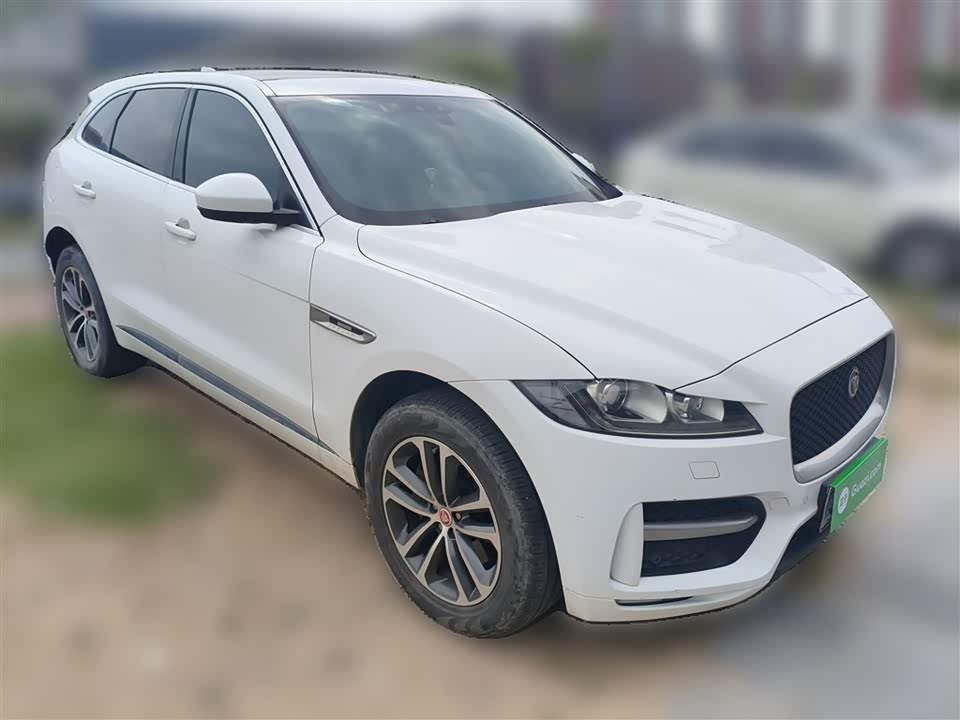 Jaguar F-PACE