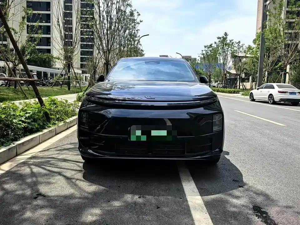 Li Auto Ideal L6
