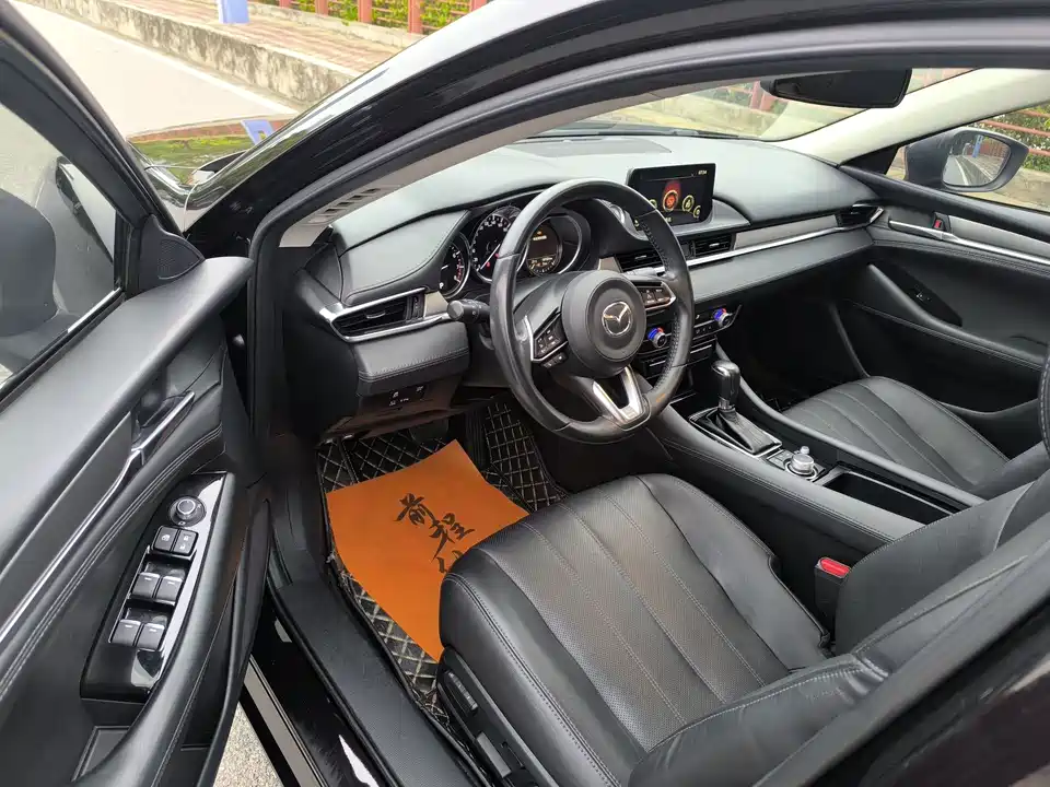 Mazda Atez