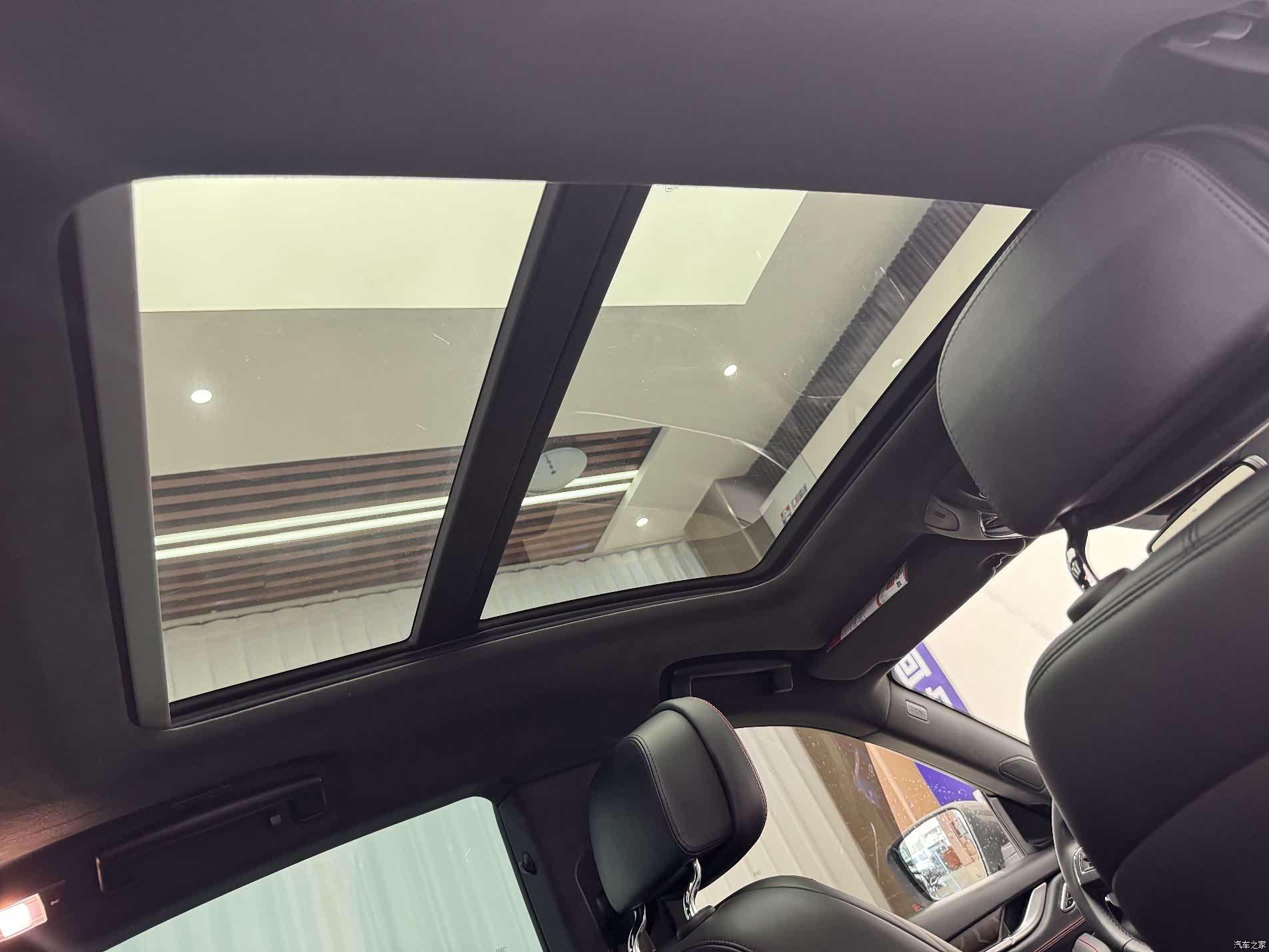 Maserati Levante, 2017 19