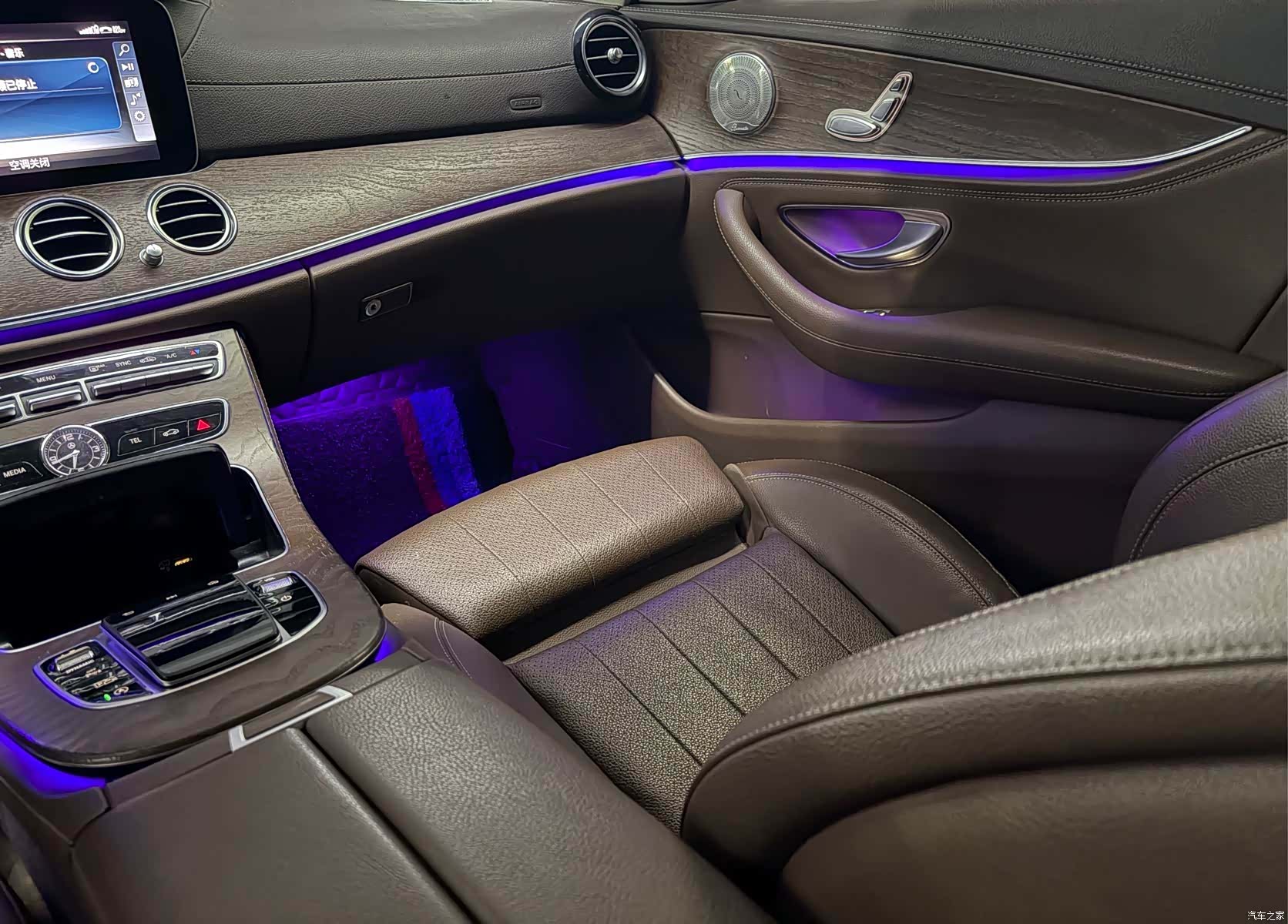 Mercedes-Benz E-Class, 2019 8