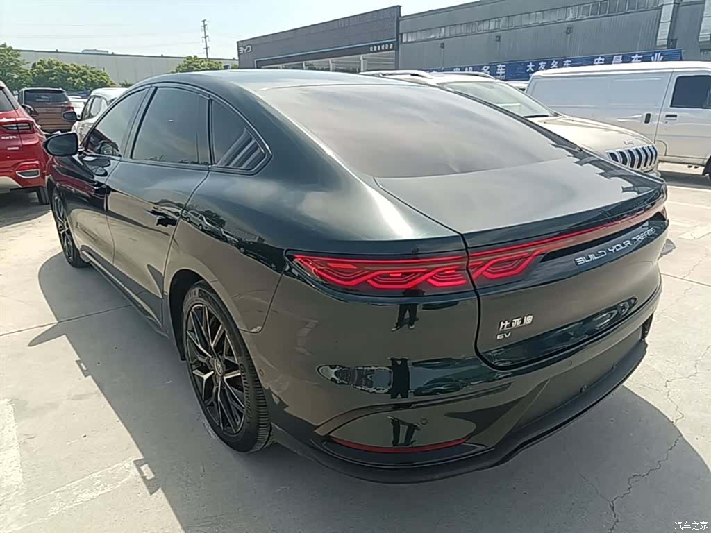 BYD Han, 2023 все фото