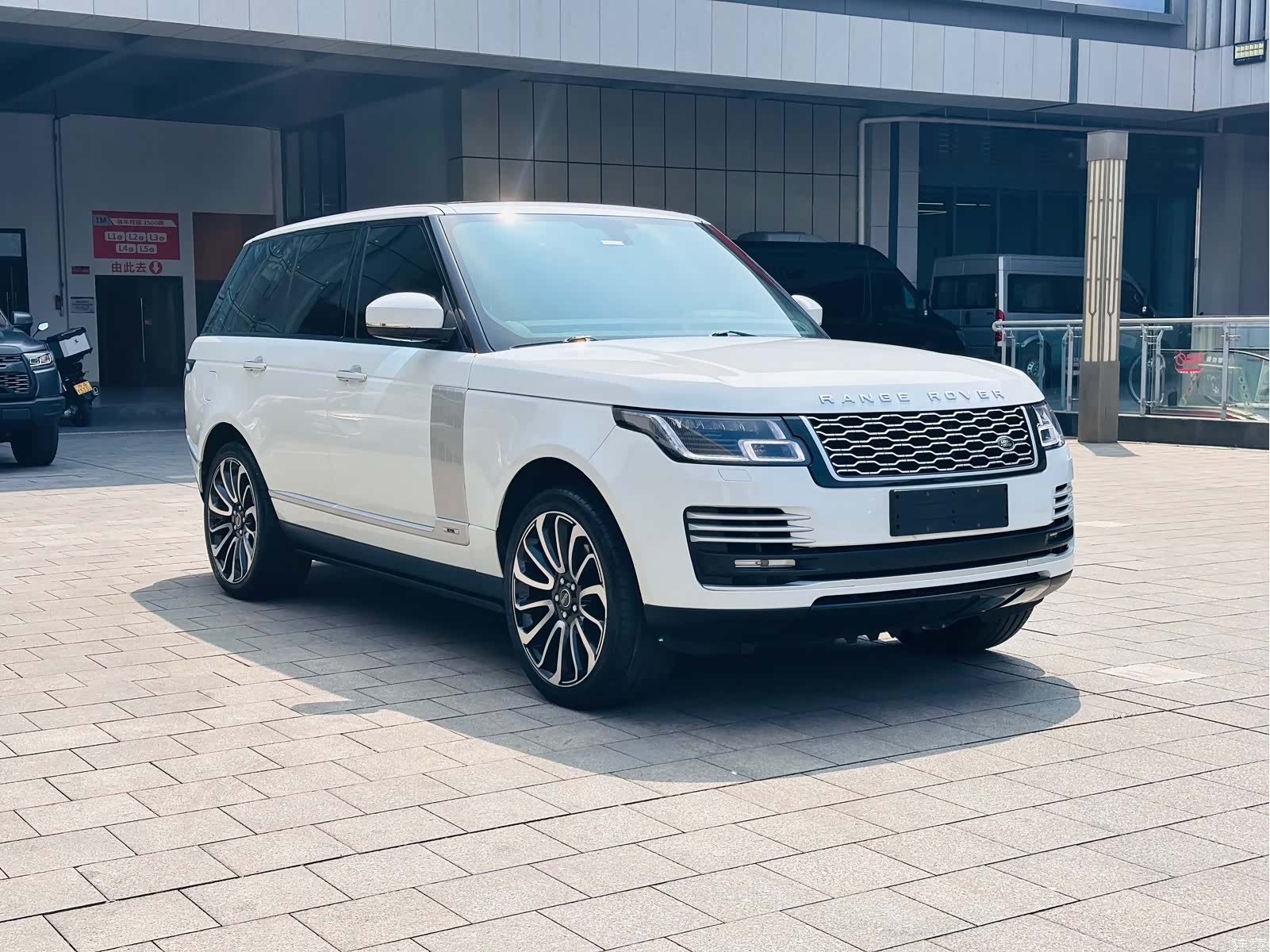 Land Rover Range Rover, 2016 3