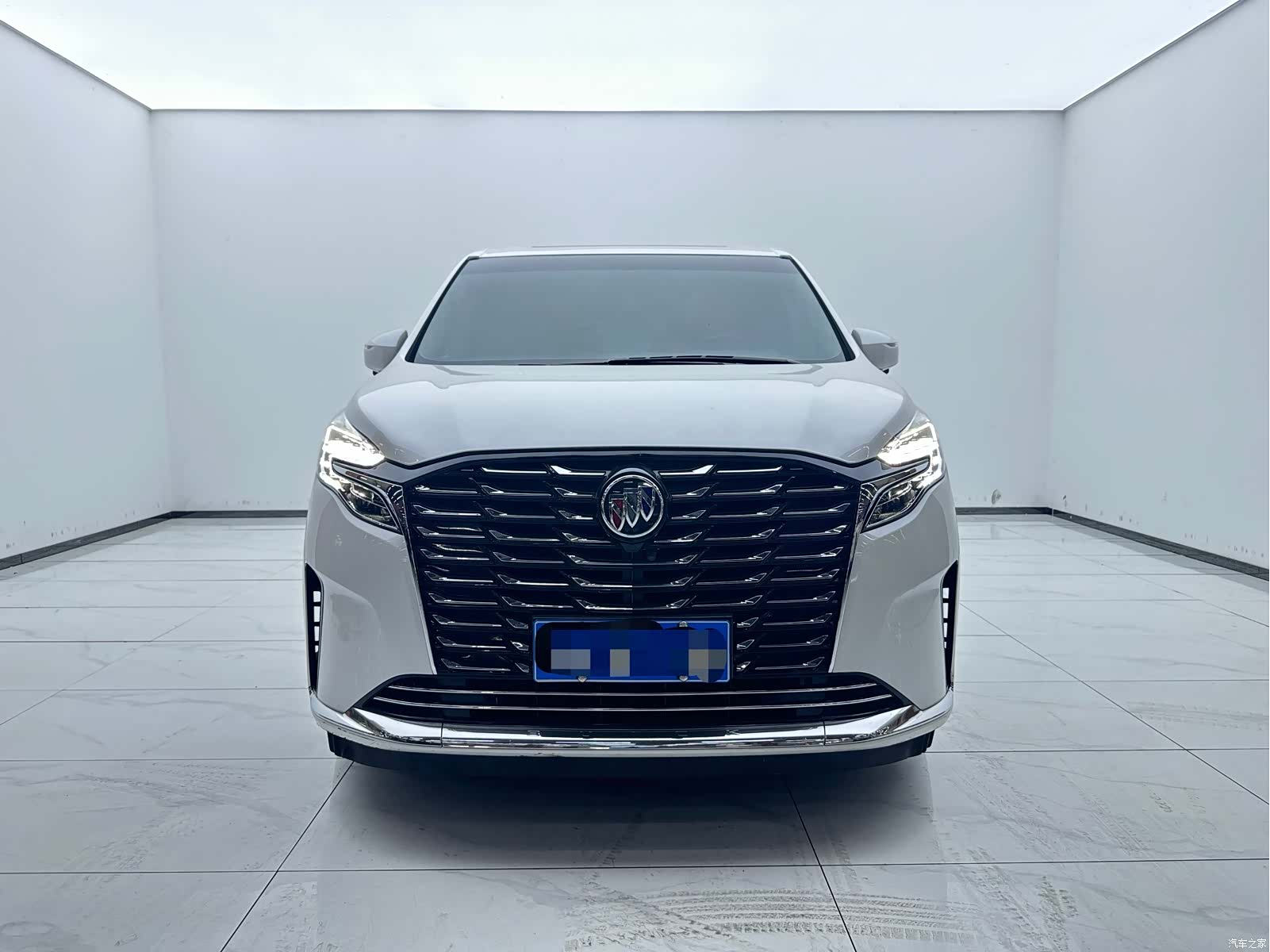 Buick GL8, 2023 2