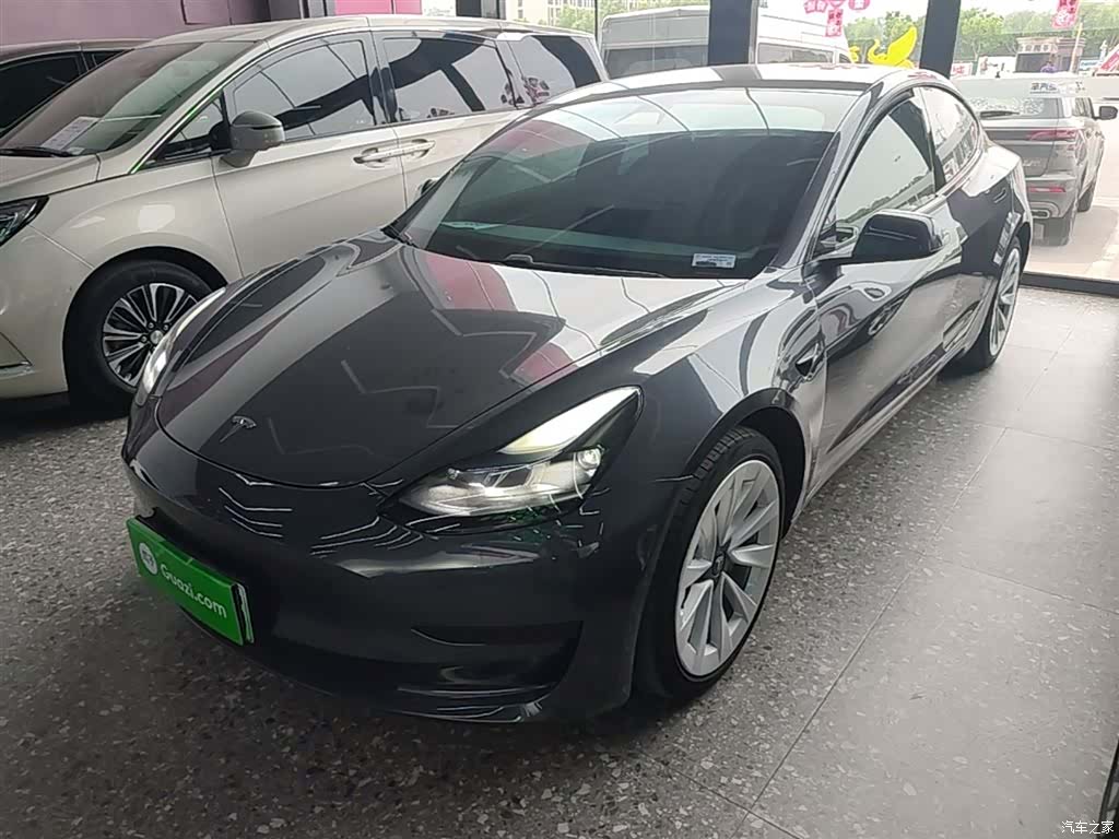 Tesla Model 3, 2021 1