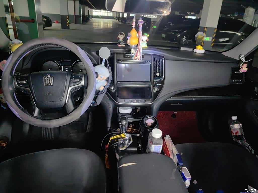 Toyota Crown, 2016 13
