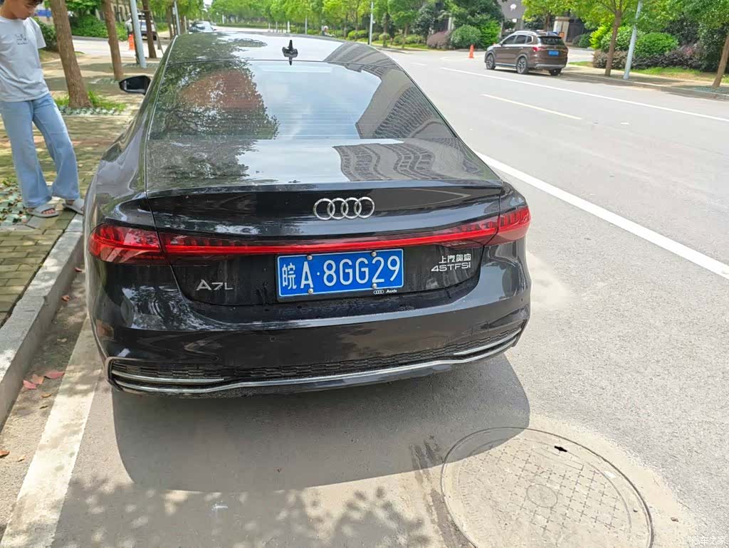 Audi A7L, 2024 4