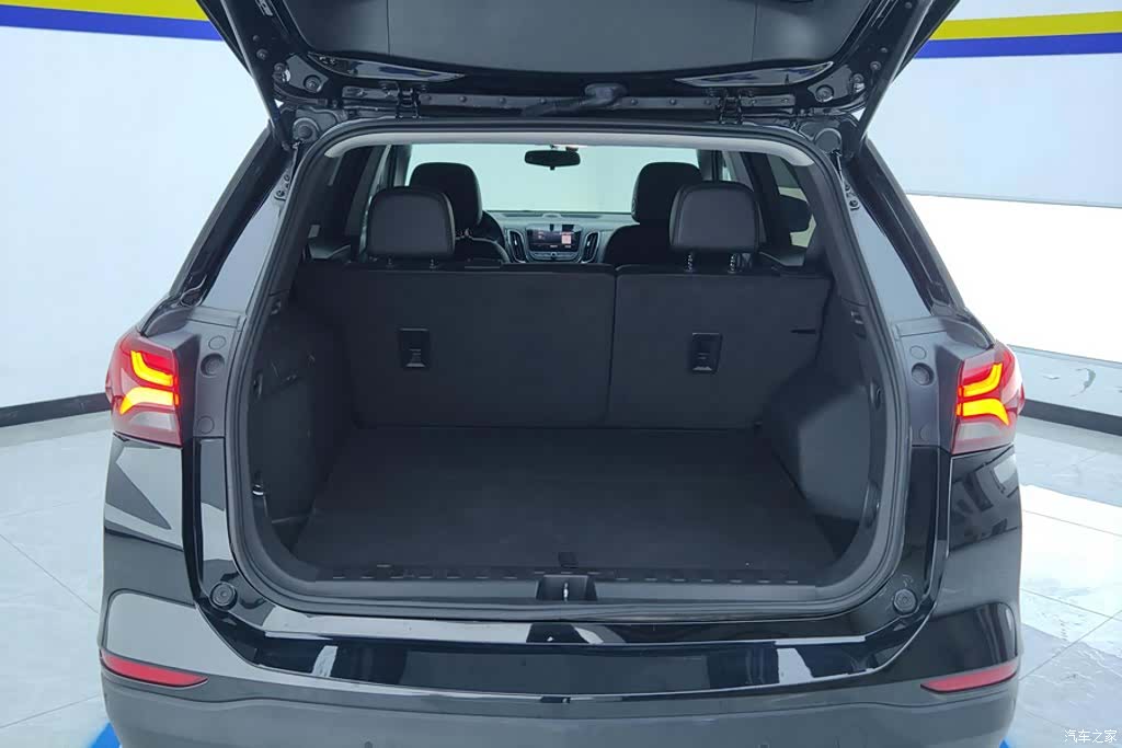 Chevrolet Equinox, 2021 4