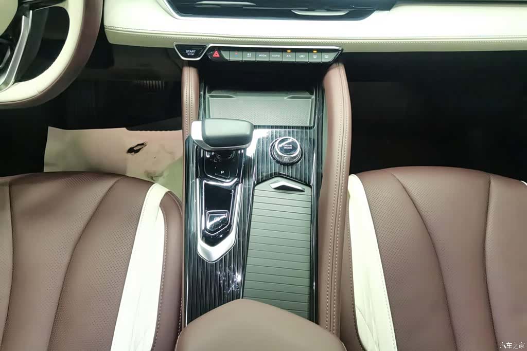 Geely Xingyue L, 2023 16