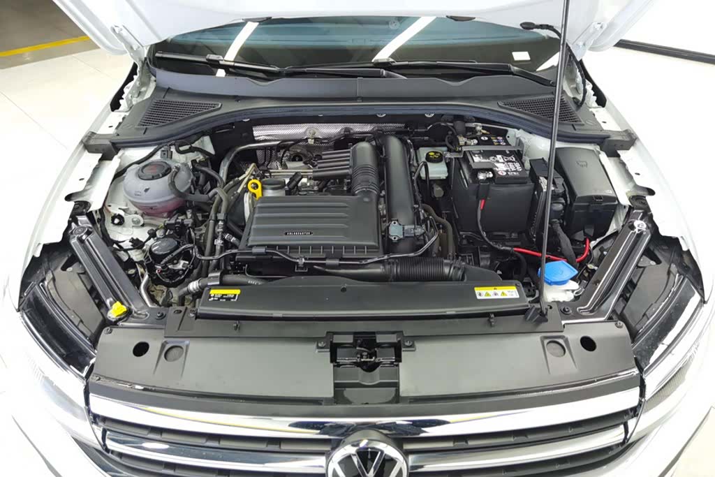 Volkswagen Bora, 2025 10
