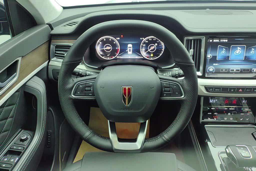 Hongqi HS7, 2025 15