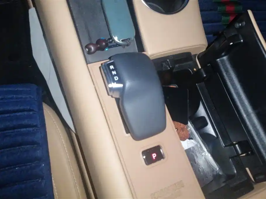 AITO Ask the world M5