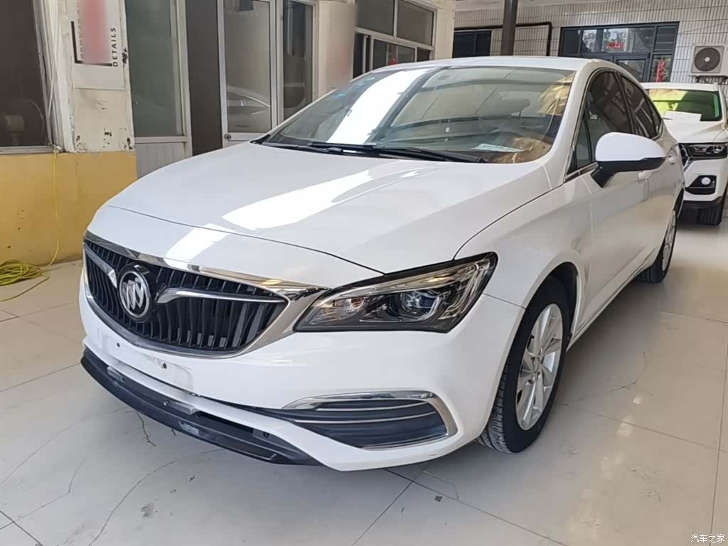 Buick Verano, 2019 1
