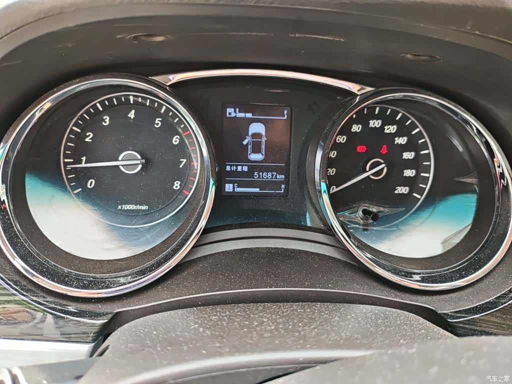 Wuling 730, 2017 9