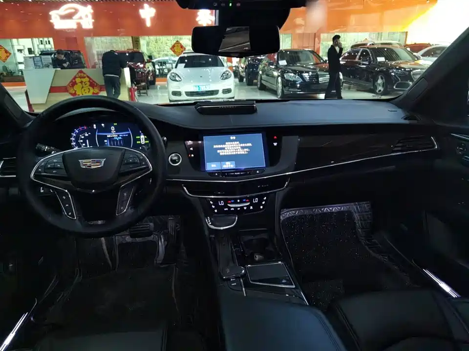 Cadillac CT6