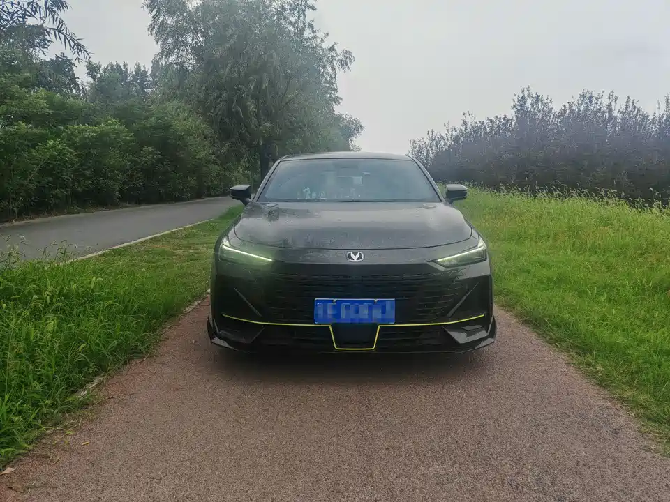 Changan UNI-V