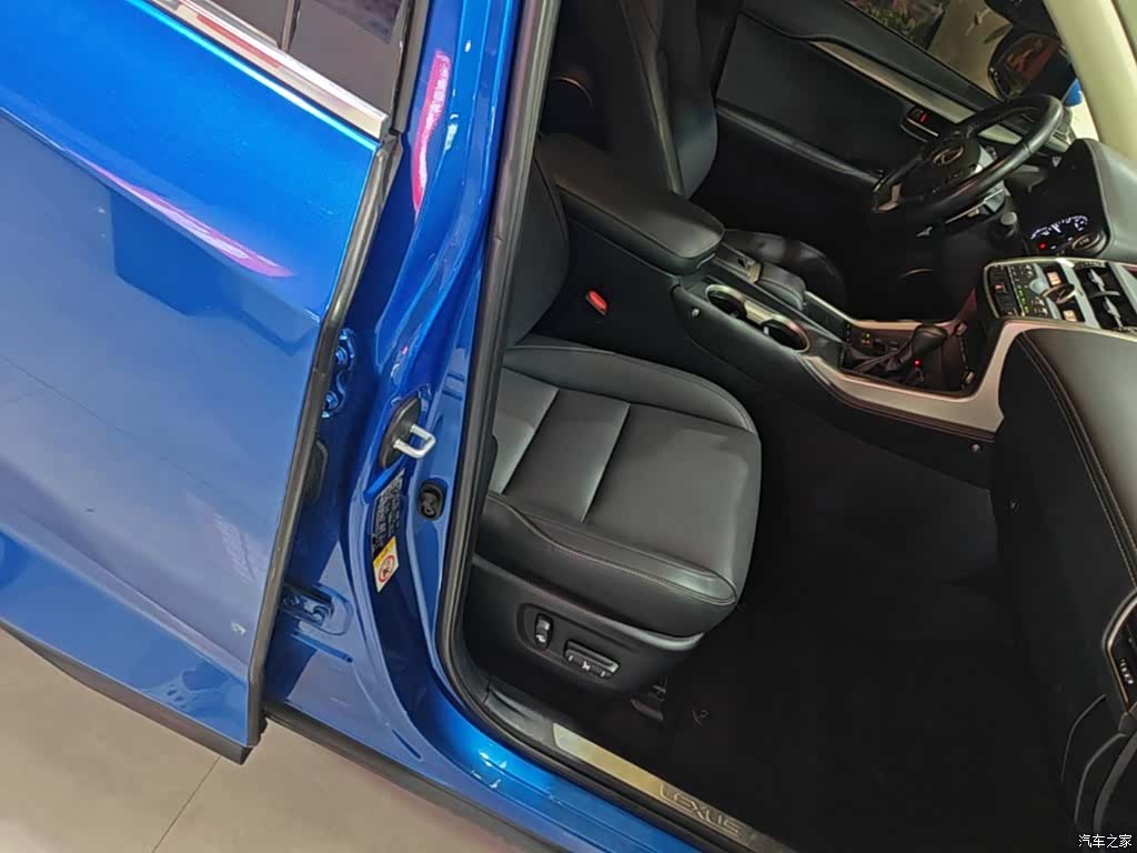 Lexus NX, 2018 25