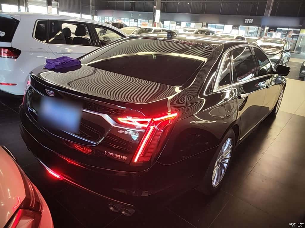 Cadillac CT6, 2023 7