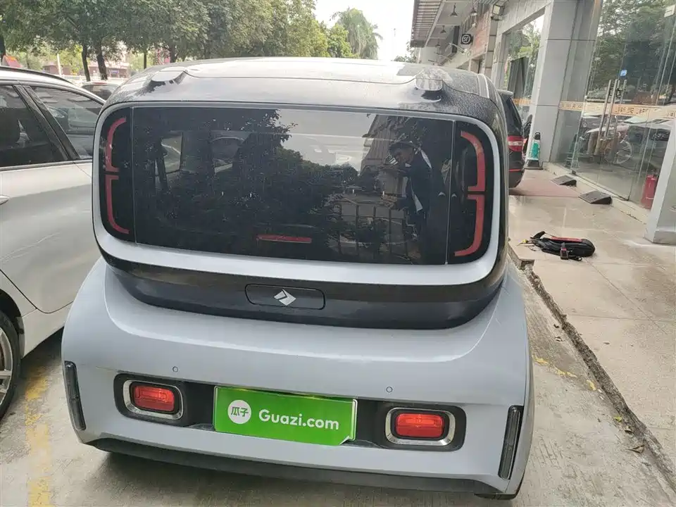 Baoding KiWi EV